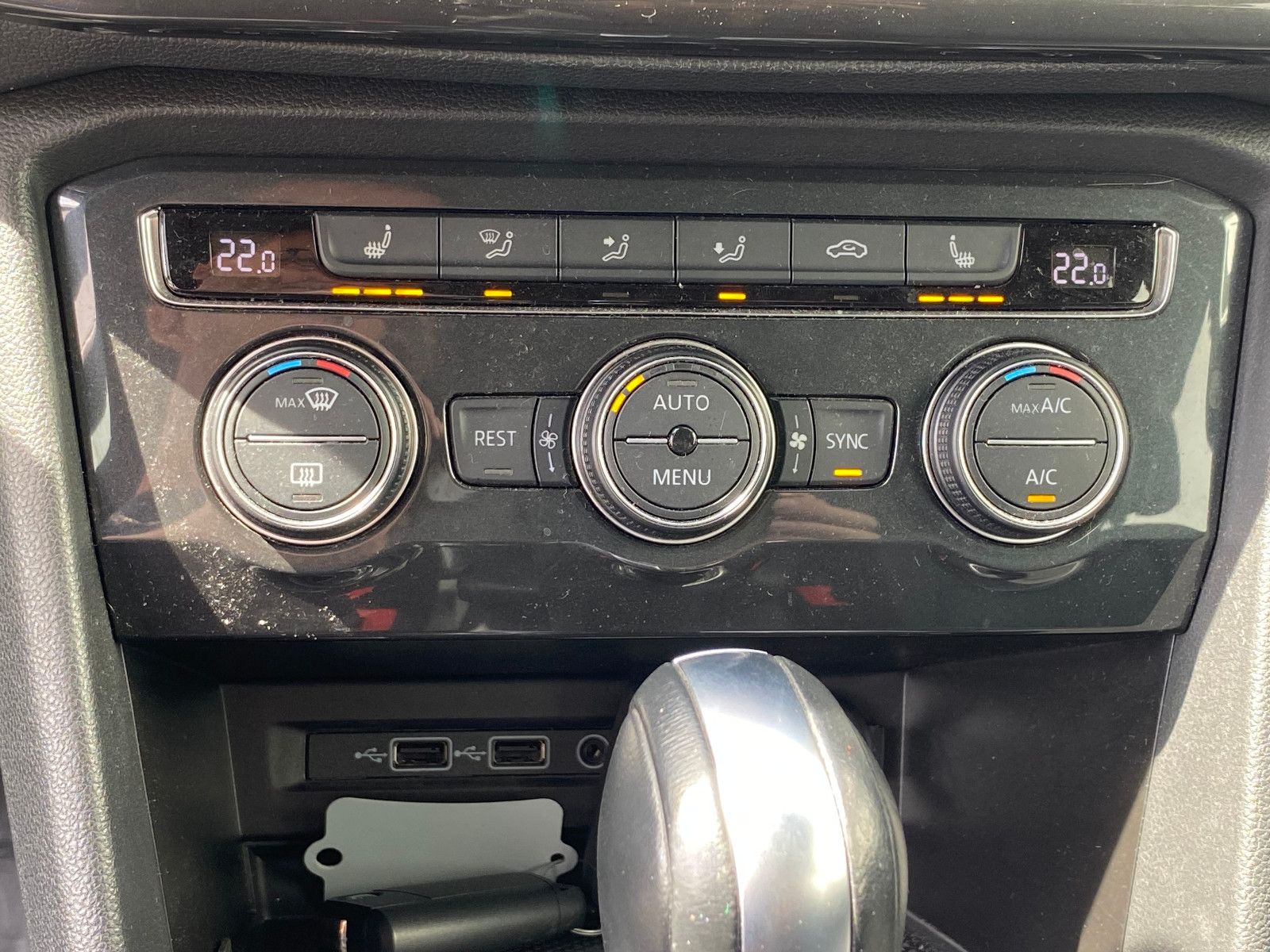 Fahrzeugabbildung SEAT Tarraco 2,0 TDI Style 4Drive *AHZV *Panoramadach