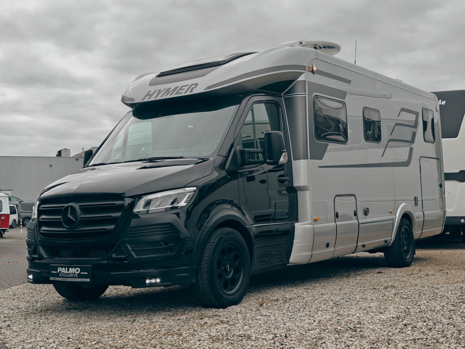 Fahrzeugabbildung HYMER / ERIBA / HYMERCAR BML - T 780 X EXCLUSIVE - JAHRESWAGEN