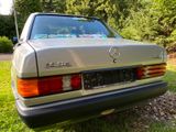 Mercedes-Benz 190E - Mercedes-Benz 190 aus 1989: 190e