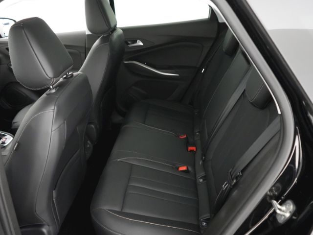 Grandland ULTIMATE AT+NAVI+KEYLESS+ACC+360 GRAD 