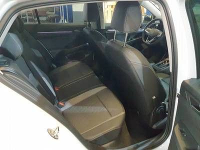 Golf VIII 1.5 eTSI GOAL LED PLUS+AHK+ACC+APP+NAV