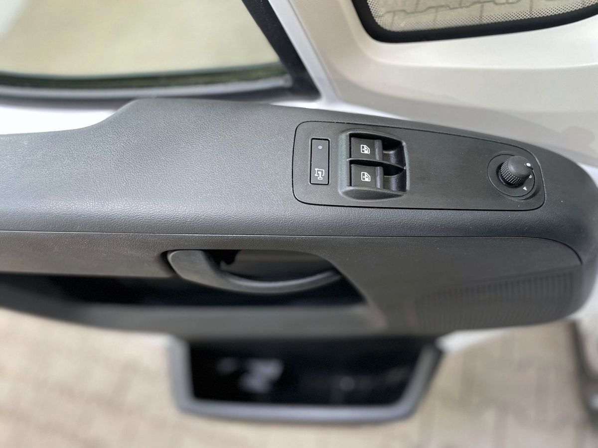 Fahrzeugabbildung Opel Movano L2H2  Edition #Klima#Tempomat#PDC
