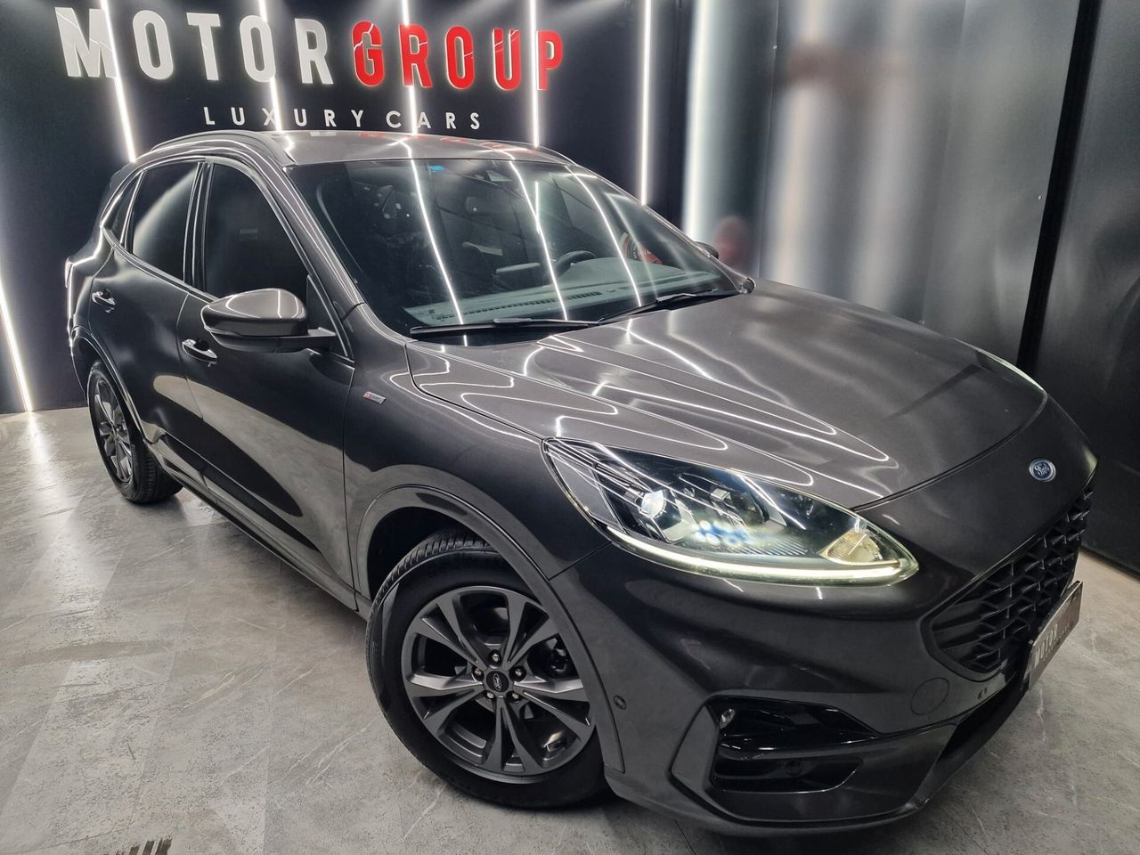 Ford Kuga 1.5 EcoBlue 120 CV aut. 2WD ST-Line imagem 3
