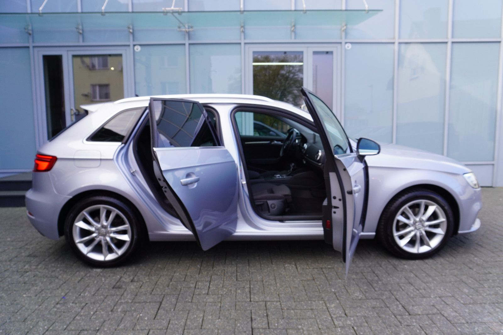 Audi A3 Sportback TDI sport Automatik/B&O/LED/SR+WR foto 9