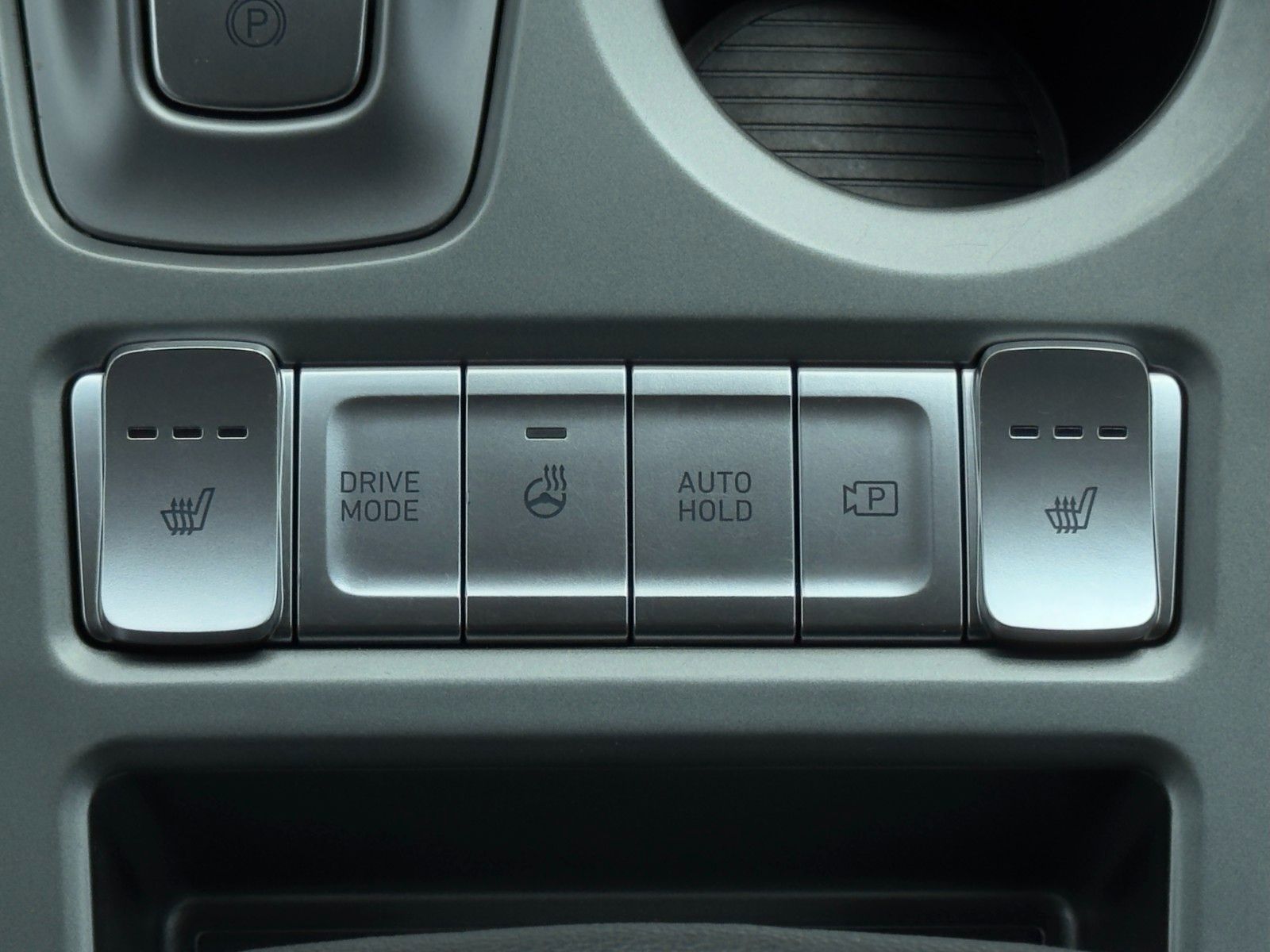 Fahrzeugabbildung Hyundai KONA E Edition 30+ PDC SHZ LHZ KRELL Temp CarPl.
