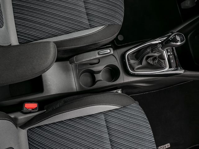 Opel Crossland 120 Jahre Kamera Park & Go Paket LED