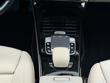 صورة مصغرة 23 لـ 2019 Mercedes-BENZ A 220