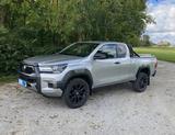 Toyota Hilux Extra Cab "Invincible" 2,8L-D-4D - Toyota Hilux: 2.8