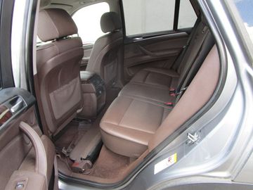BMW X5 - 6