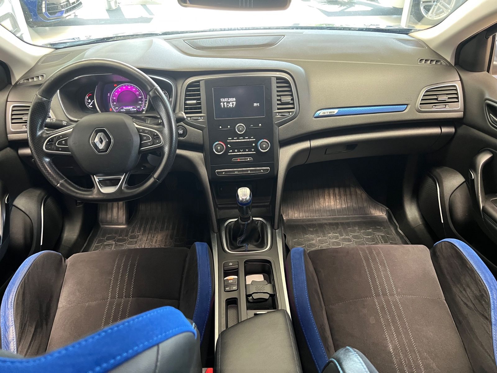 Fahrzeugabbildung Renault Megane IV Grandtour GT-Line *SCHALENSITZE*