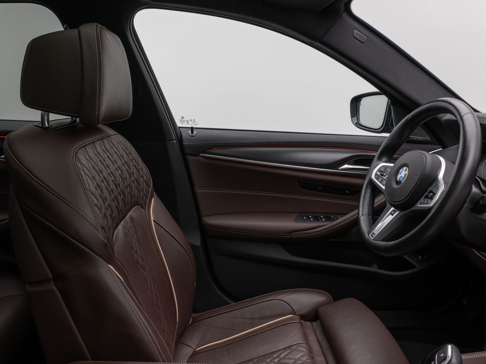 Fahrzeugabbildung BMW 540d xD M Sport Glasdach Kamer Laser HUD H/K 19"