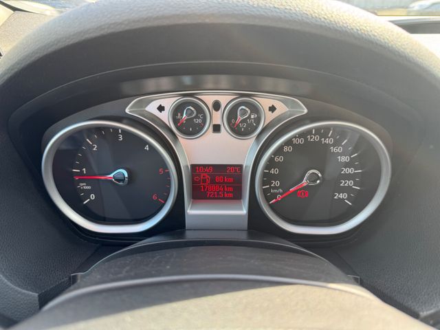 Ford Kuga  2,0 TDCi 4×4 103kW Titanium