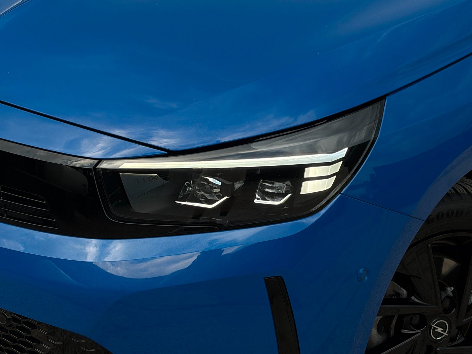 Fahrzeugabbildung Opel Corsa F GS 1.2 Turbo ACC LHZ LED Navi CarPlay