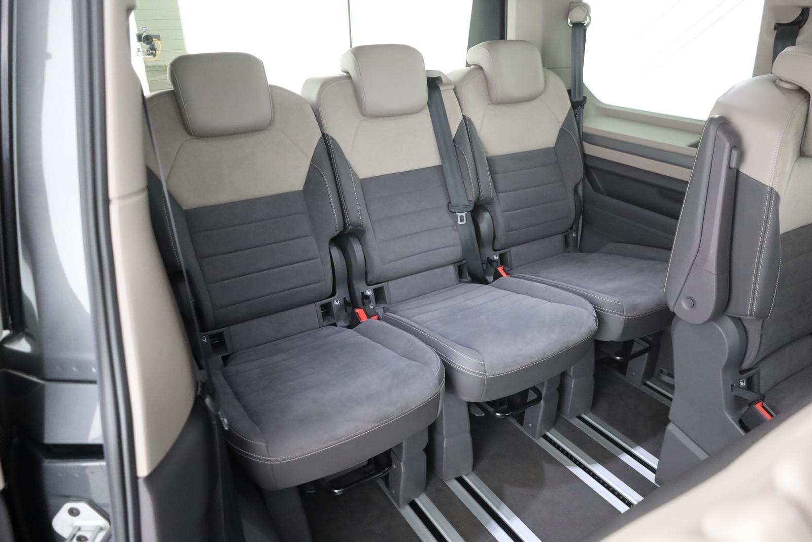 Volkswagen T7 Multivan 2.0 TSI DSG LED 360° Panorama AHK