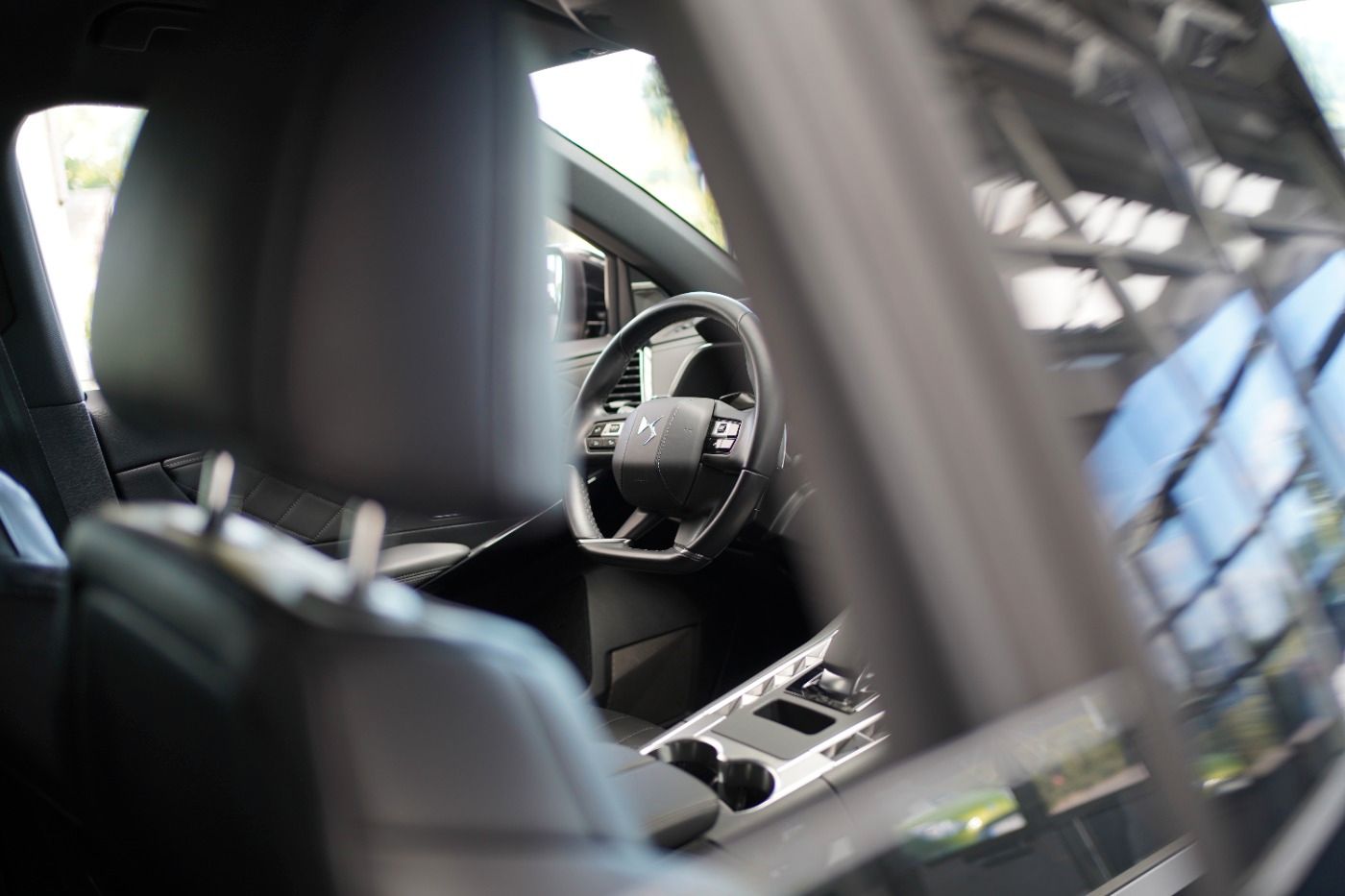 Fahrzeugabbildung DS Automobiles DS7 Crossback E-Tense 4x4 300 Rivoli Automatik