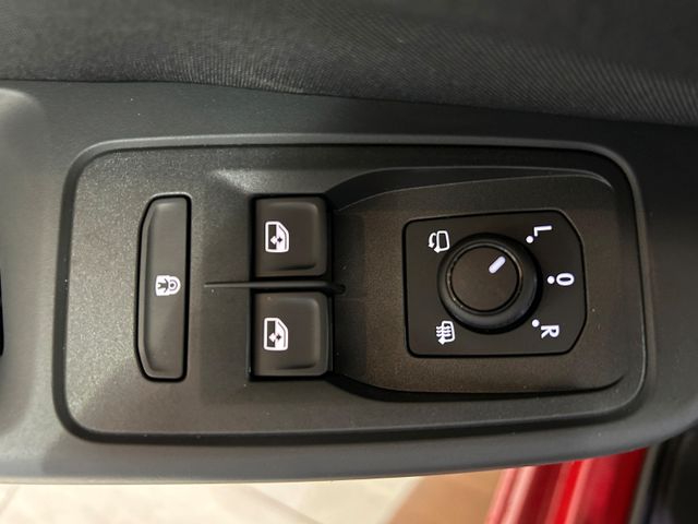 Ford Grand Tourneo Connect PHEV Titanium