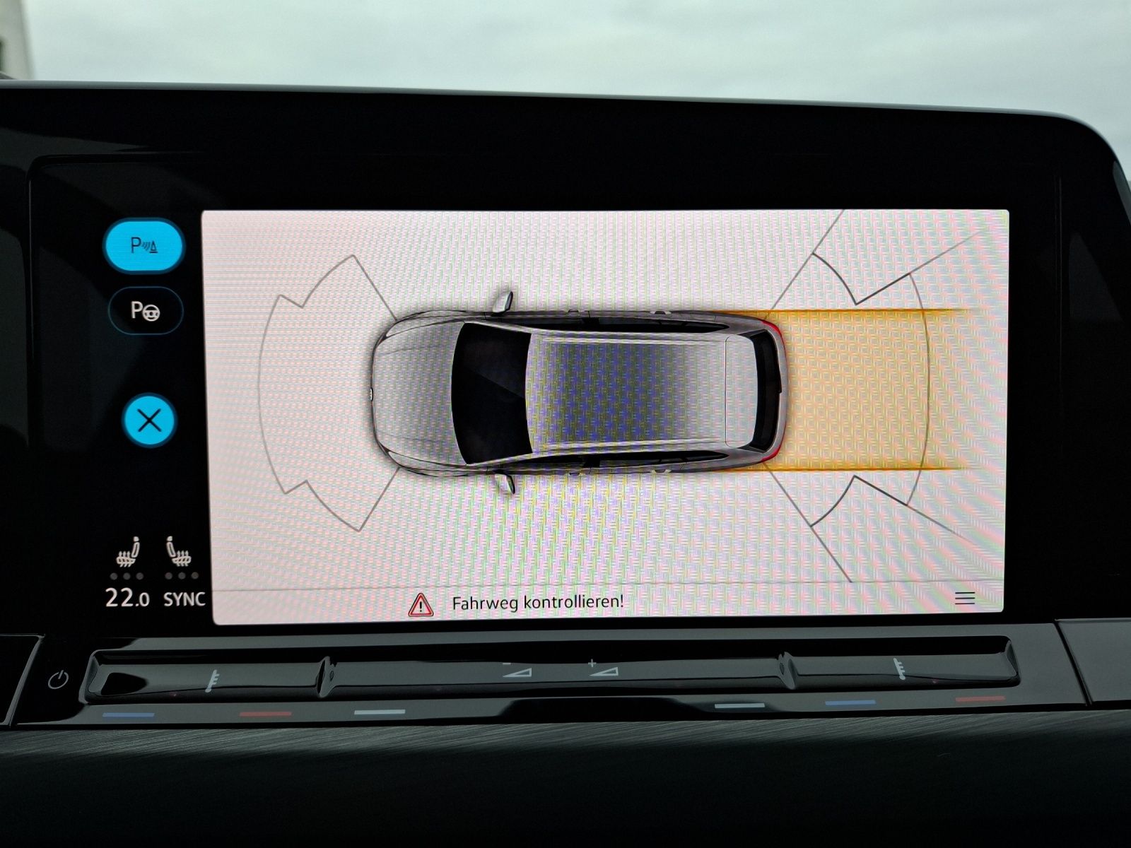Fahrzeugabbildung Volkswagen Golf VIII Variant TDI Style DSG LED Navi AID ACC