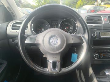 Volkswagen Golf - 10