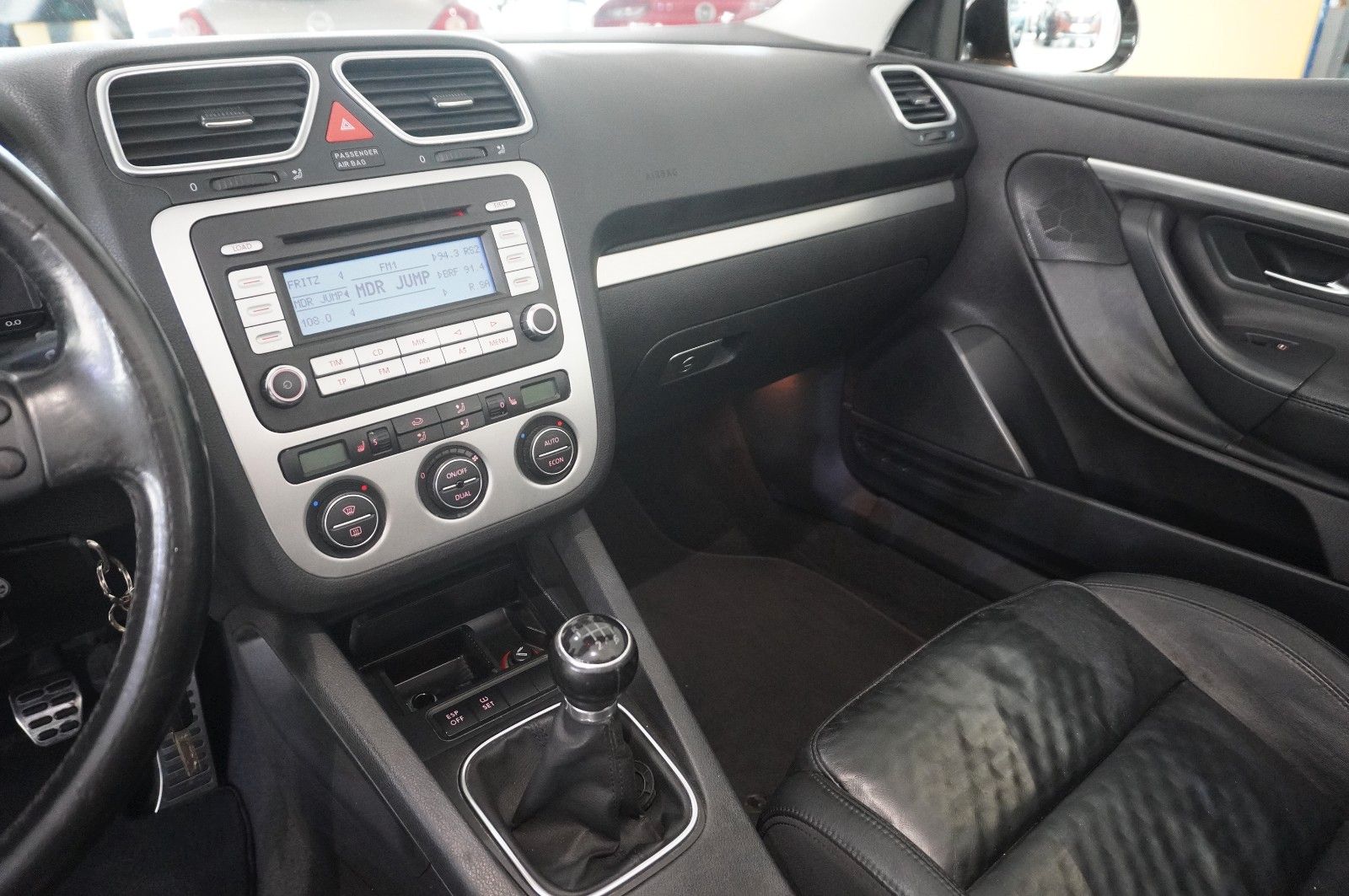 Fahrzeugabbildung Volkswagen Eos 2.0 FSI CABRIO SPORT/XENON/PDC/SHZ/LEDER