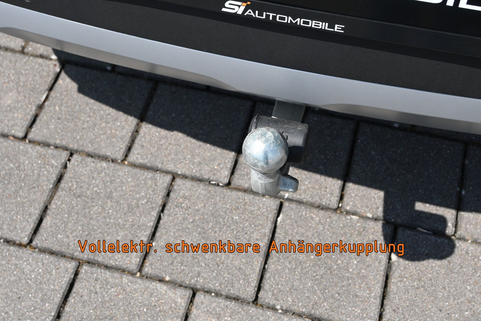 Fahrzeugabbildung BMW X4 xDr.30d °ACC°AHK°IND.MERINO-LEDER°STANDHEIZ.°