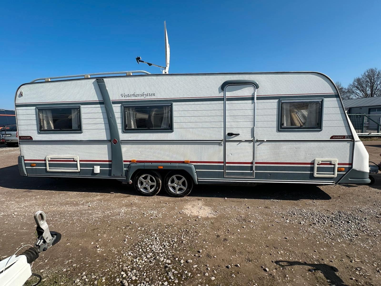 Kabe Cabby 67 Champ Ed. FESTBETT VORZELT MOVER KLIMA