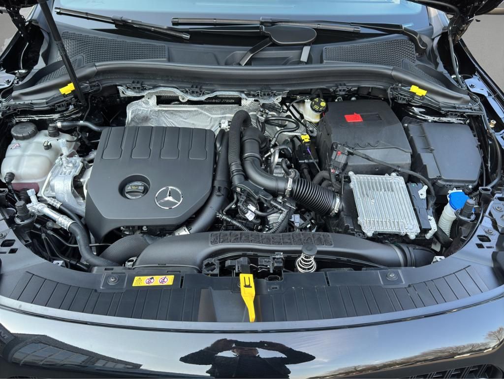 Fahrzeugabbildung Mercedes-Benz GLA 200 AHZV*LED*KAMERA*DAB*EDW*THERMOTRONIC*