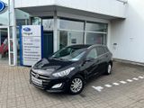 Hyundai i30 blue 1.6 CRDi 100kW Premium - Hyundai i30 mit Diesel-Antrieb: Kombi