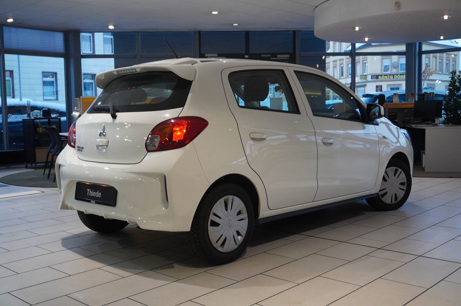 Fahrzeugabbildung Mitsubishi Space Star 1.2 SPIRIT 5-TÜR KLIMA/USB/NEBEL/AUX