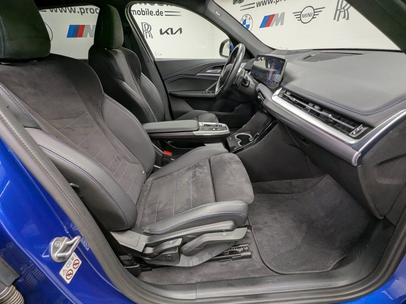 BMW X1 xDrive30e M Sport DA PA HUD HiFi LED SHZ 18 foto 10
