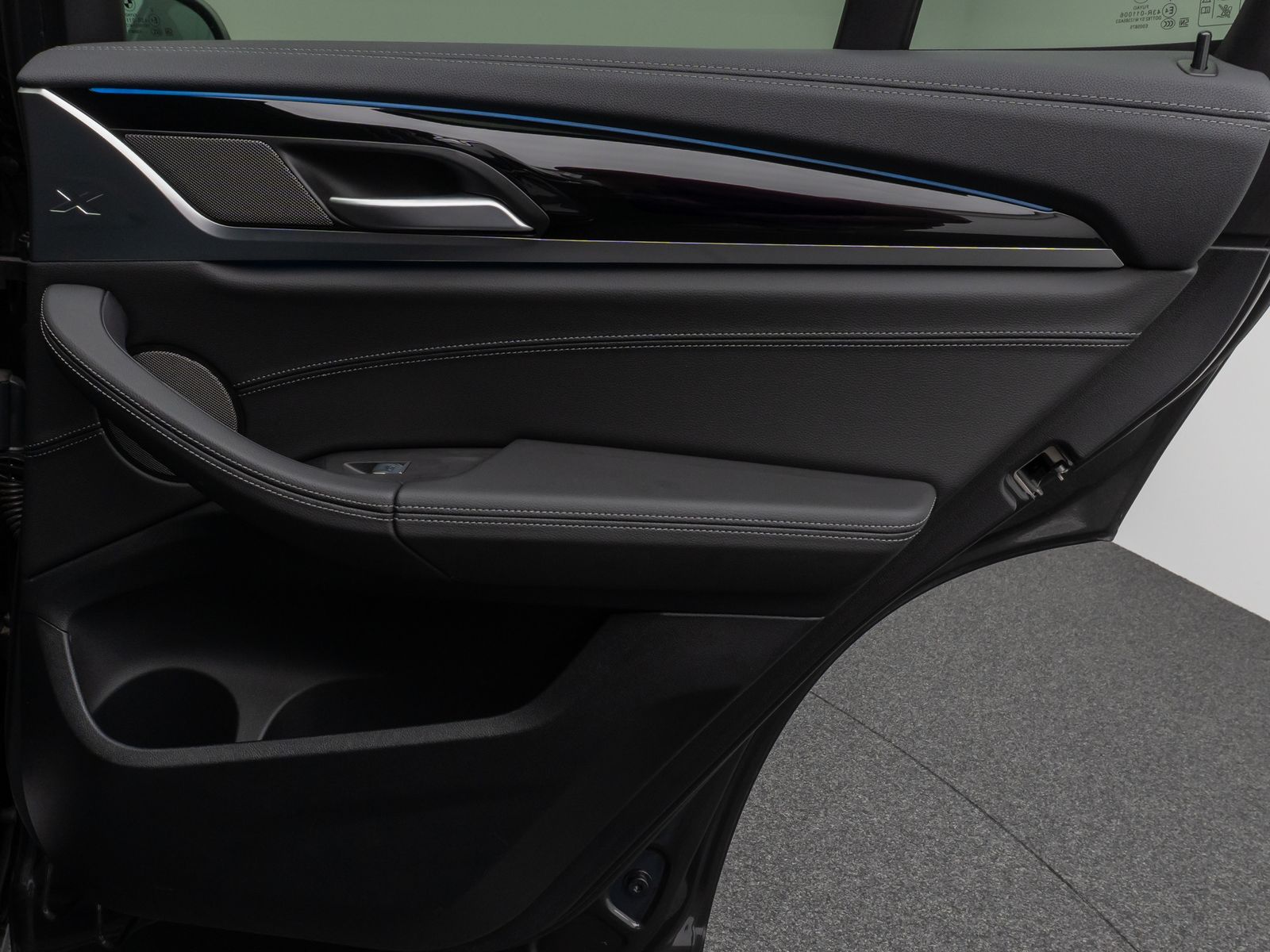 Fahrzeugabbildung BMW iX3 Impressive ACC DAB H/K 360° HUD Panorama 20"