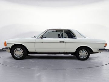 Mercedes-Benz 280C Restauriert und Aufbereitet Neu