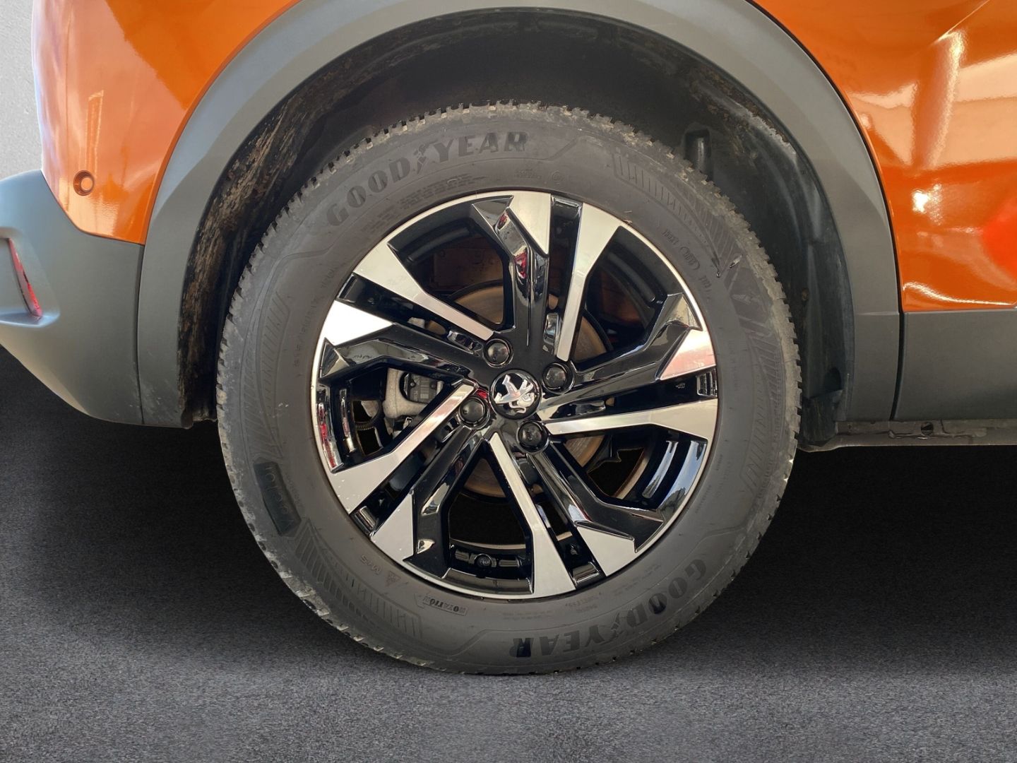 Fahrzeugabbildung Peugeot 2008 e- GT Elektromotor 136 *Rückfahrkamera*Sitz