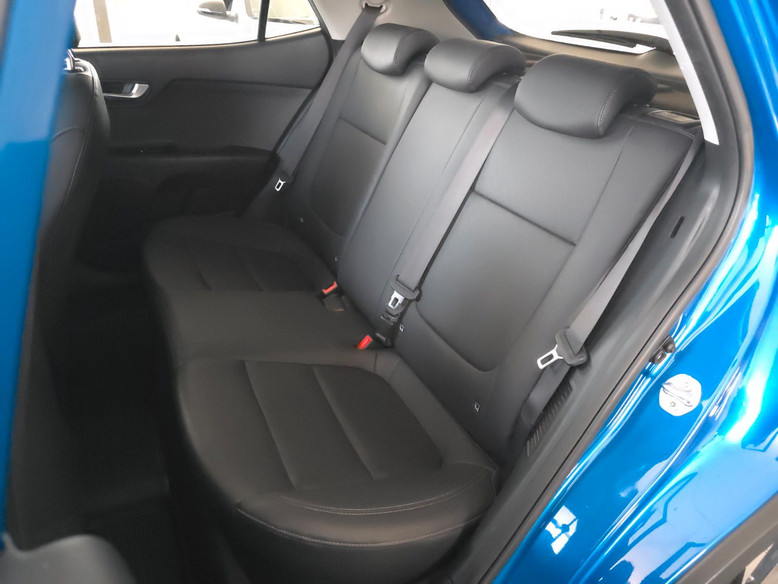 Fahrzeugabbildung Kia Stonic 1.0 T-GDI 120 Platinum Edition DCT7