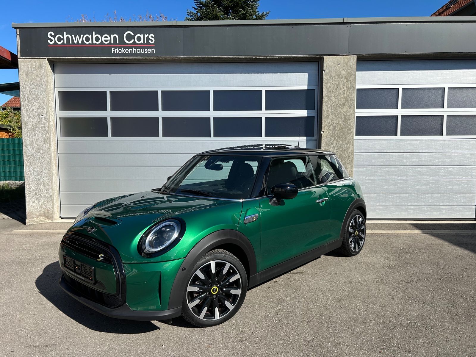 MINI Cooper SE"YOURS"Panoramadach Leder HUD HiFi H&K