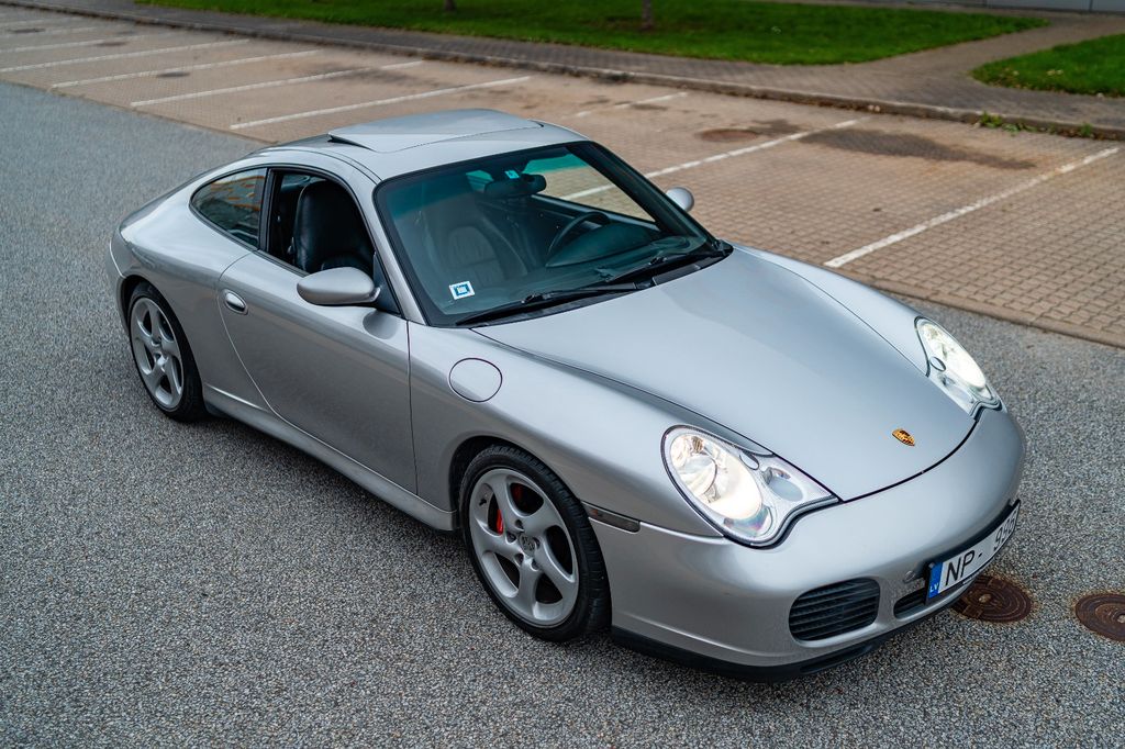Porsche 996