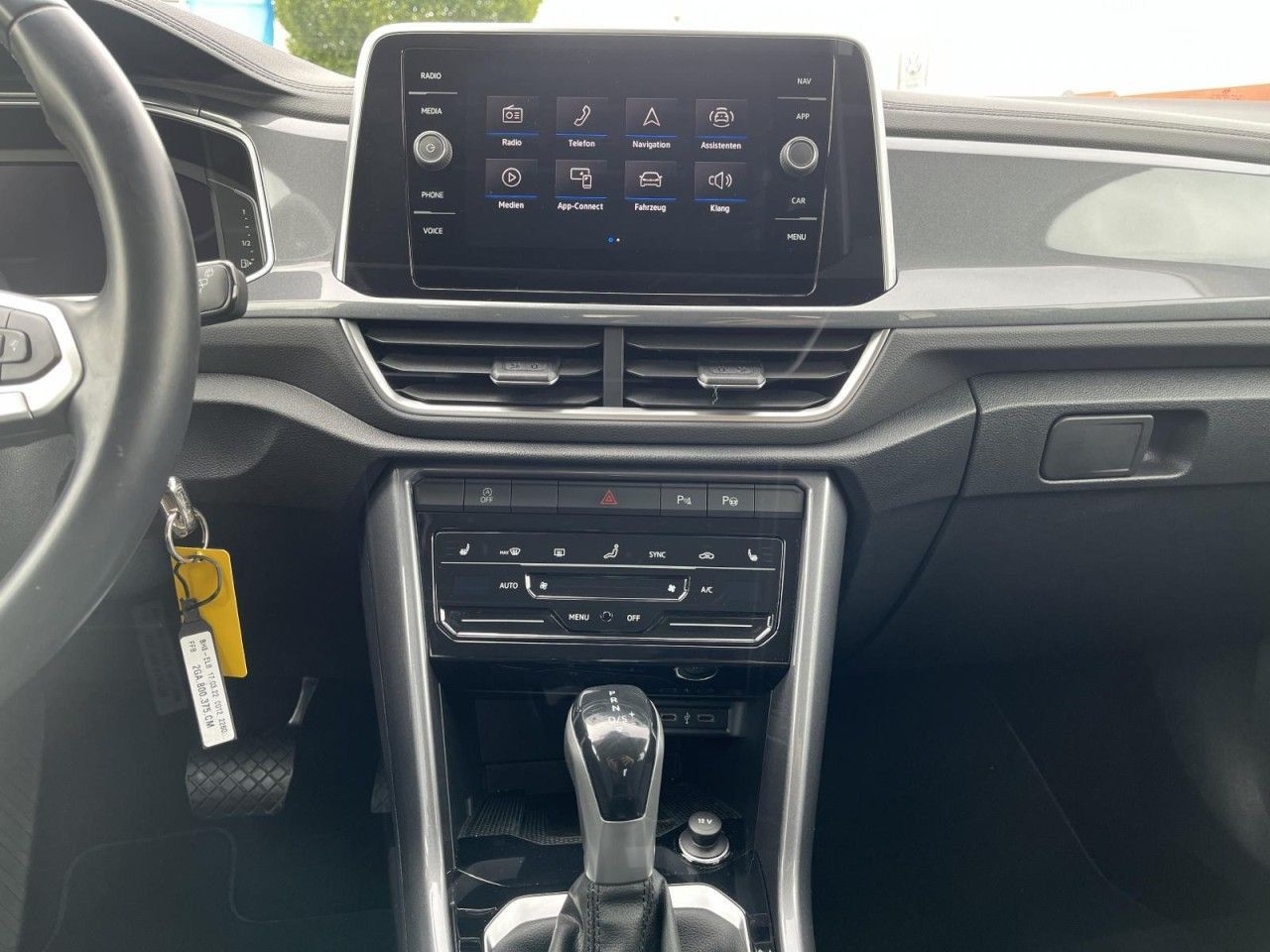 Volkswagen T-Roc - Bild 11