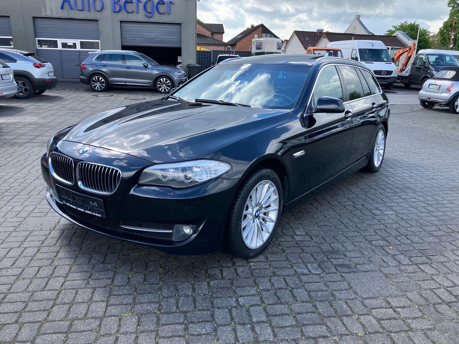 BMW 525 d Touring-Leder-Navi-Xenon-Panorama-Memory