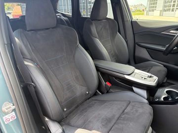BMW X1 xDrive20d M-Sport, AHK, Premiumpaket DAB LED