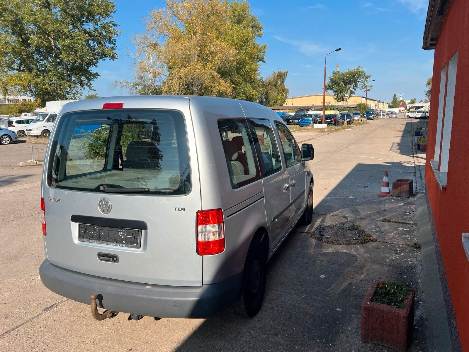 Volkswagen Caddy 2004 — двигун 105 HP (77kW)