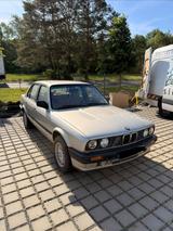 BMW 318 - gebrauchte BMW 318 aus dem Jahr 1988