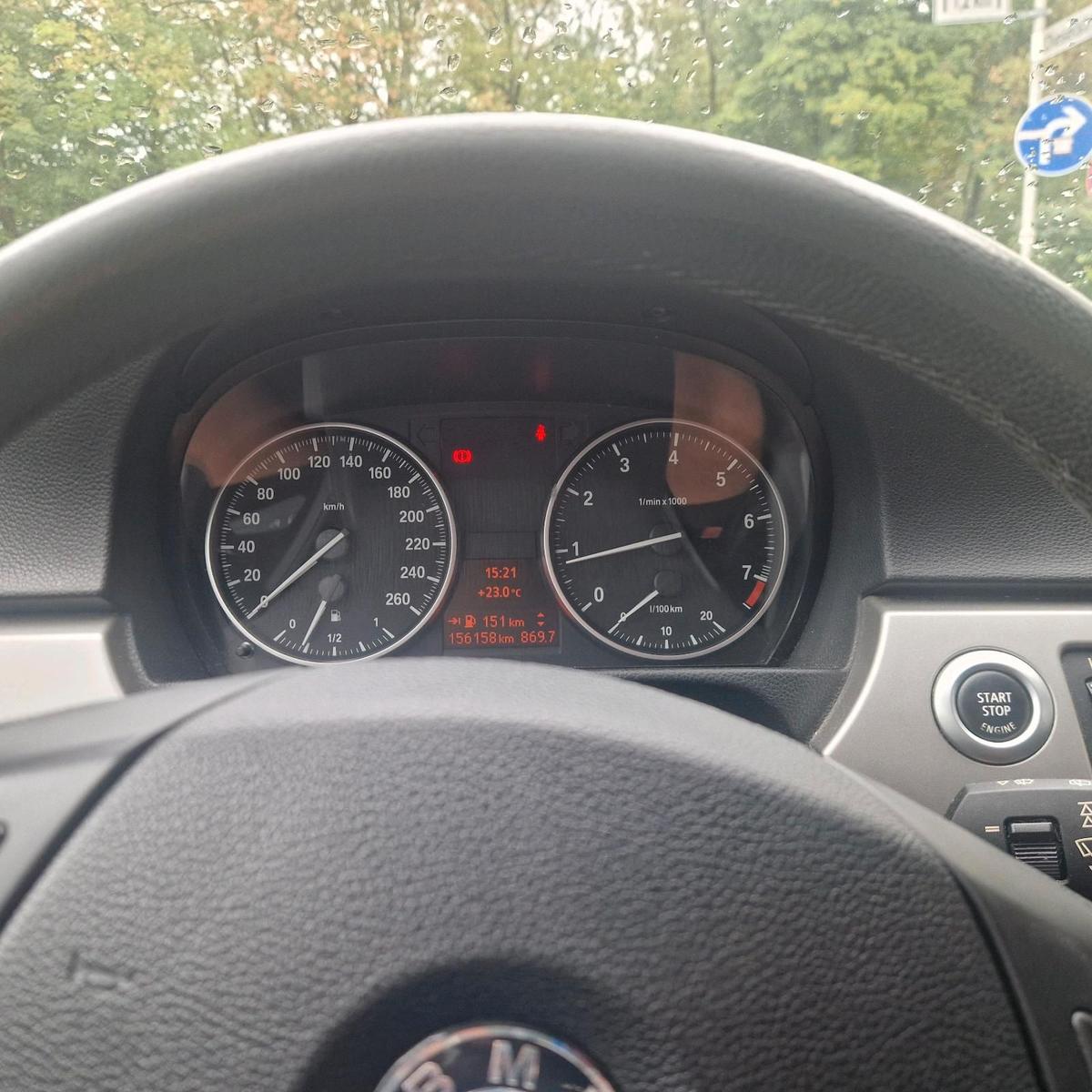 BMW 320 2008 — photo 9