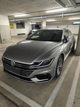 Volkswagen Arteon 2.0 TSI DSG R-Line #AHK#STHZ#LED#ACC# - Volkswagen Arteon: R Line