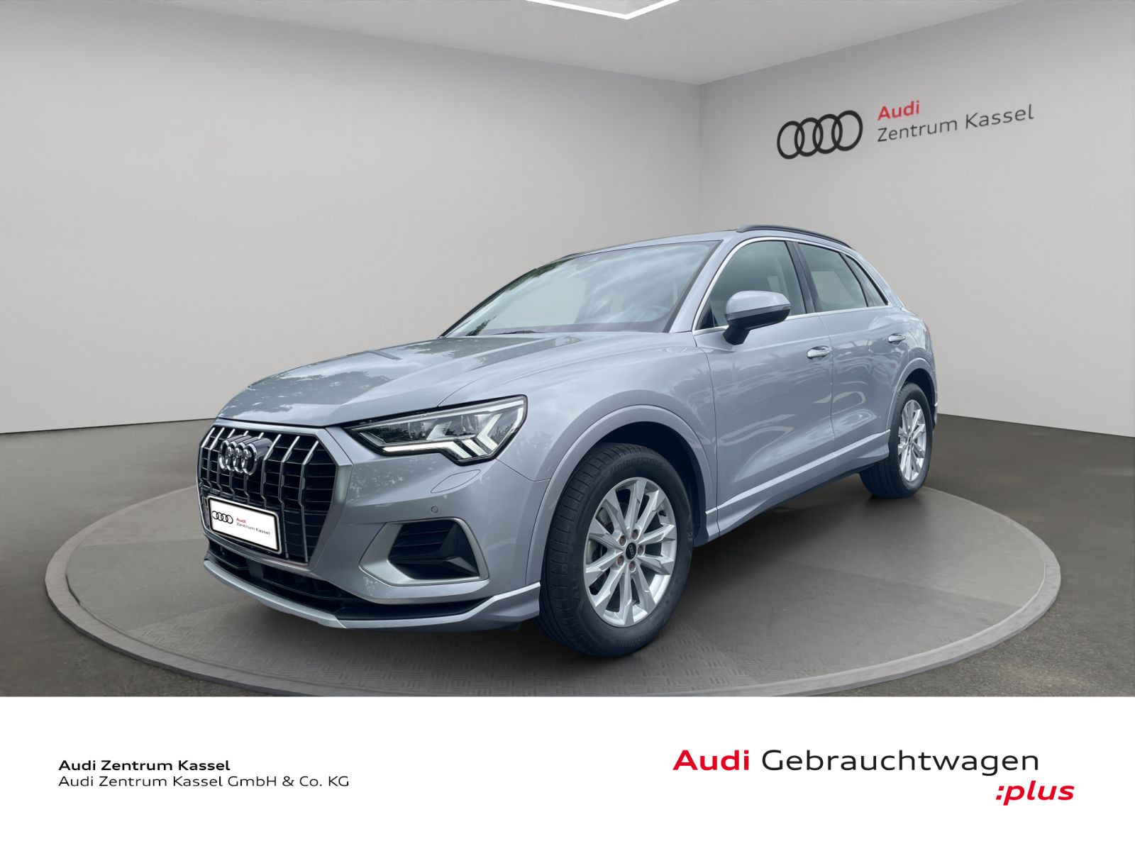 Audi Q3 35 TFSI Matrix Kamera Navi Carplay Alcantara