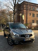 Nissan Qashqai 1.6 Acenta Acenta - Nissan Qashqai mit Benzin-Antrieb: Limousine