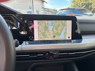Volkswagen Golf - 10