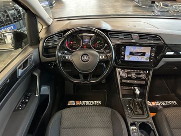 Volkswagen Touran *7 Sitzer*NAV*PANO**3-ZONEN*