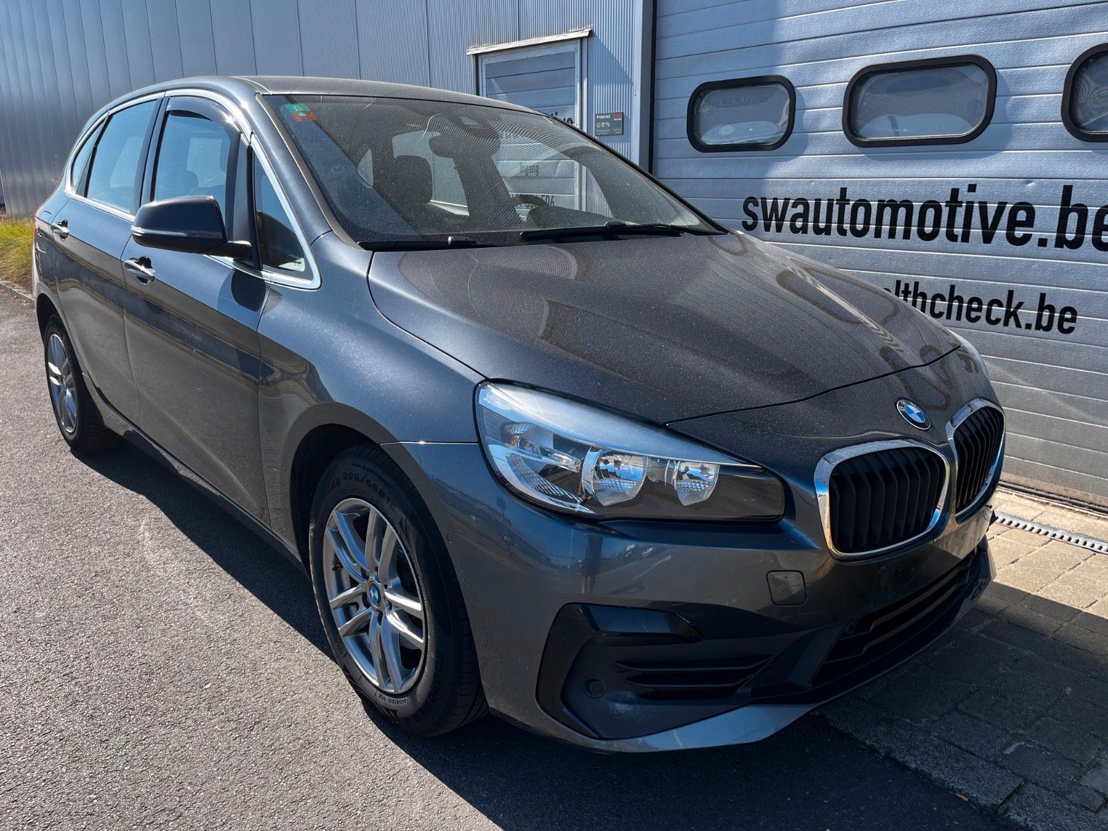 BMW 218 - 1