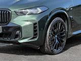 BMW X5 xDrive40d INDIVIDUAL malachitgrün II metallic - : Grün, Metallic