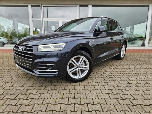 AUDI Q5 55 TFSI e quattro S Line Sport Matrix AHK