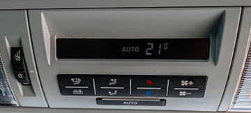 Fahrzeugabbildung Volkswagen T6 Multivan 2.0 TDI DSG Generation Six |AHK|LED|